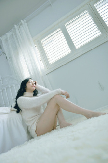 我靠美颜稳住天下小说